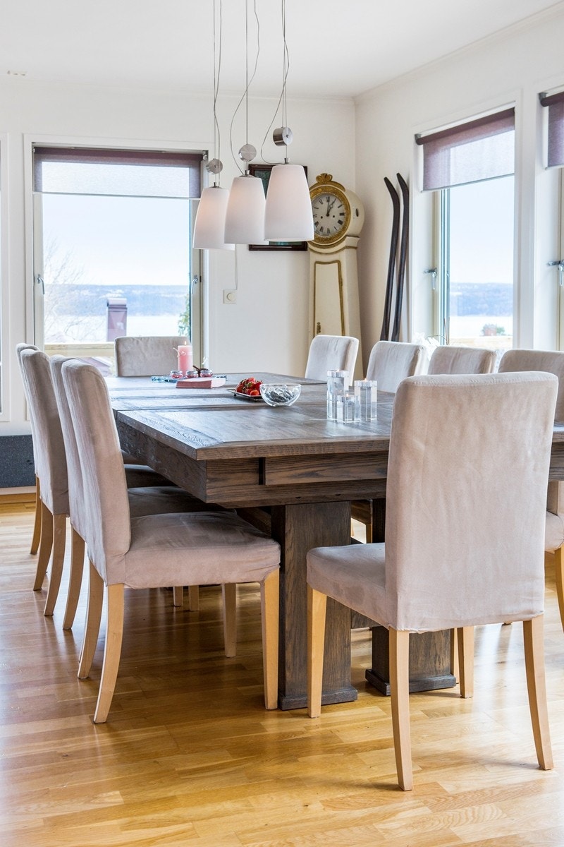 Spisestue med nydelig fjordutsikt Galleribilde