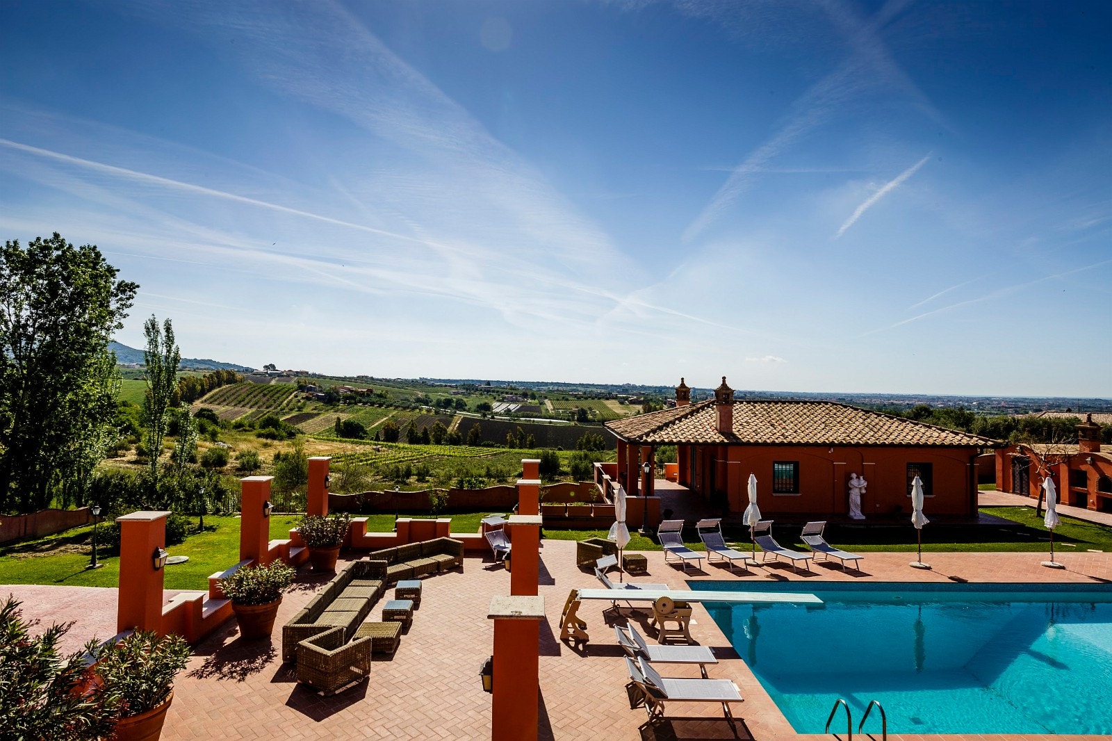 Sittegruppe. Her er det nå installert solskjerming. Galleribilde