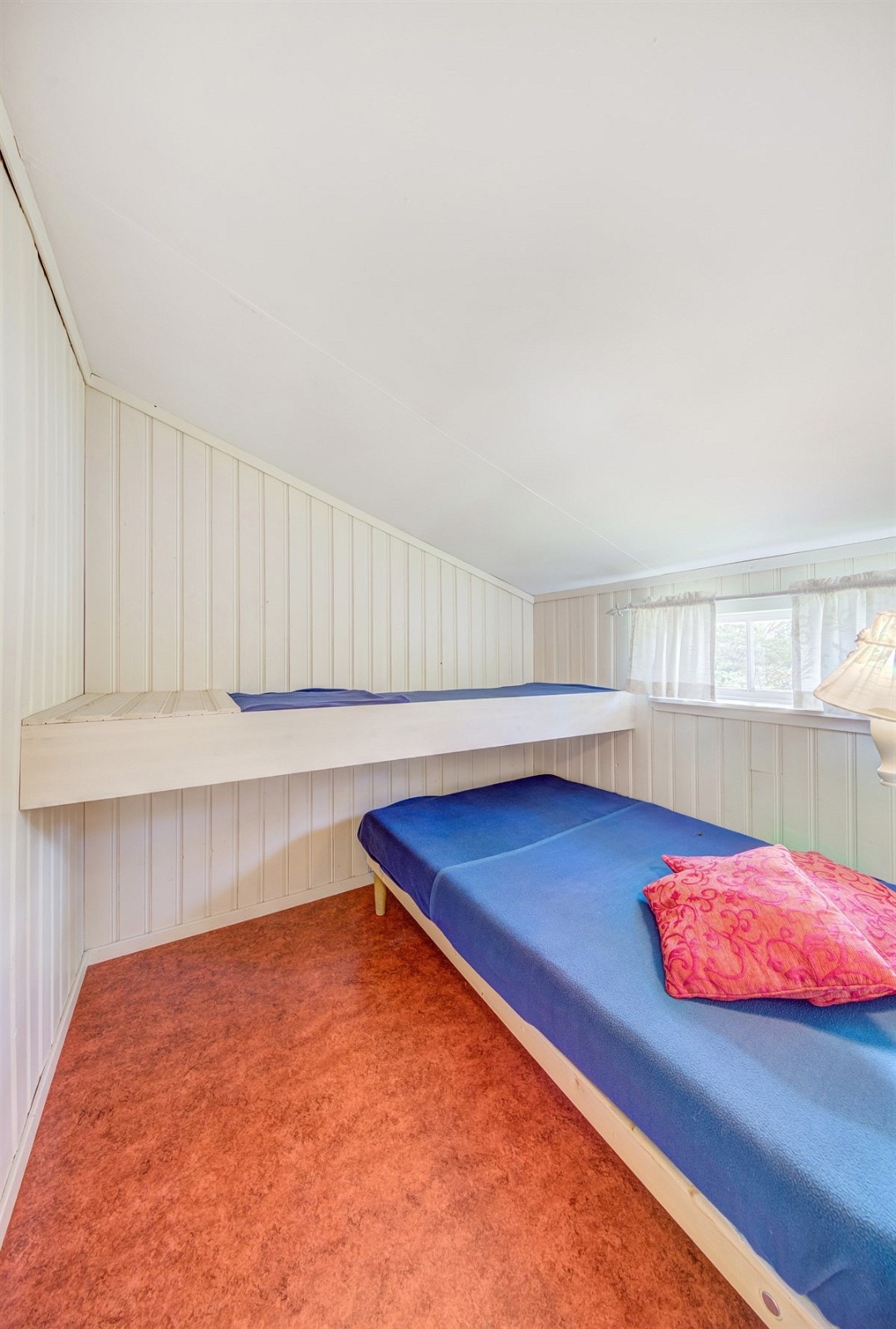 Hytta har totalt 6 sengeplasser. Galleribilde