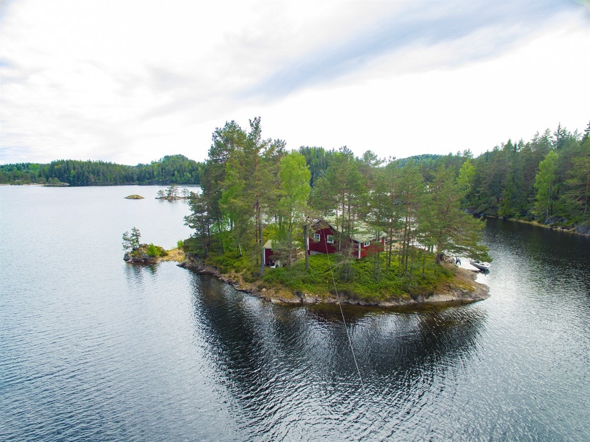 Det er meget spredt bebyggelse i området og minimalt med innsyn fra nabohytter Galleribilde