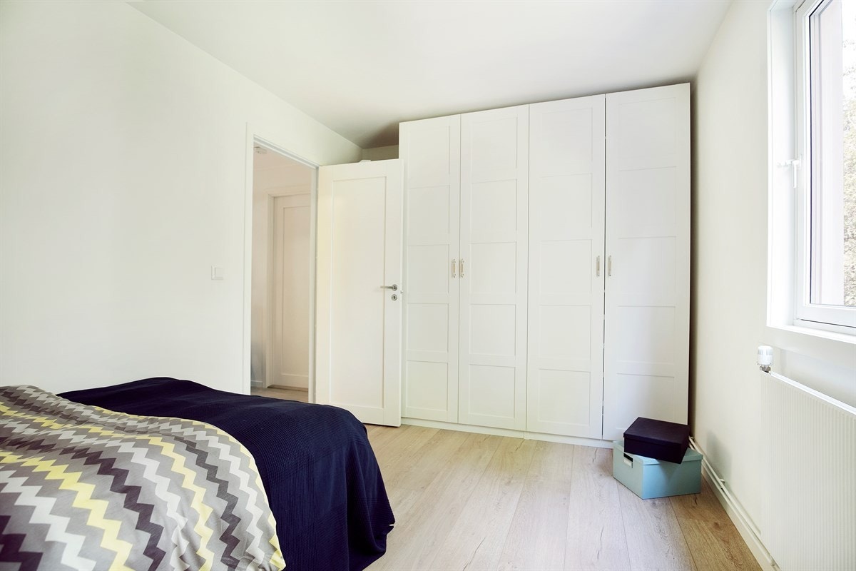 God oppbevaringsplass på soverom 2 Galleribilde