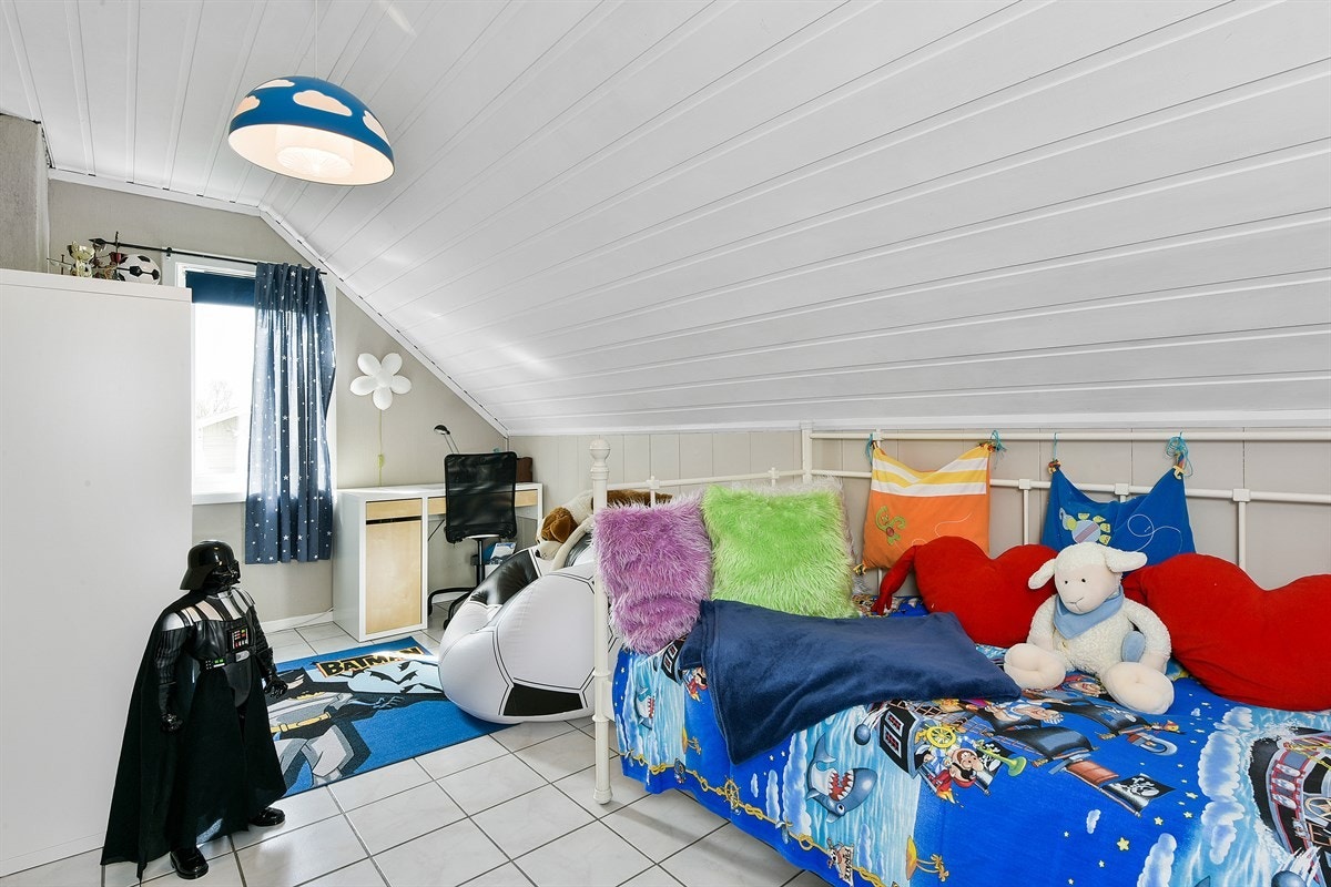 Soverom 4 med tilhørende garderobeløsning. Galleribilde