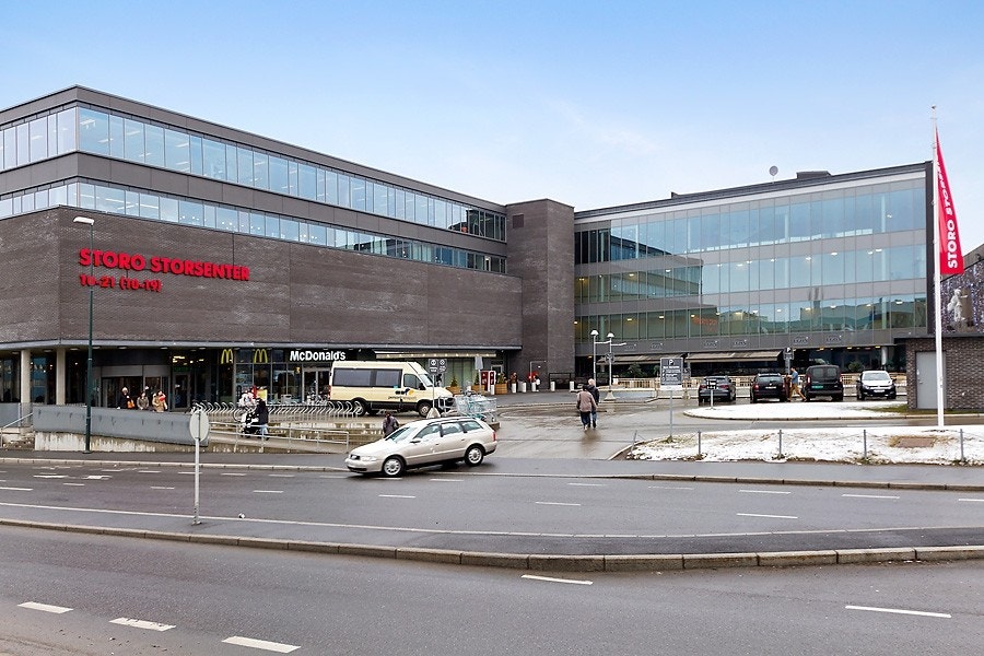 Ta T-banen 2 minutter til Storo med over 130 forretninger på Oslos største shoppingsenter Galleribilde