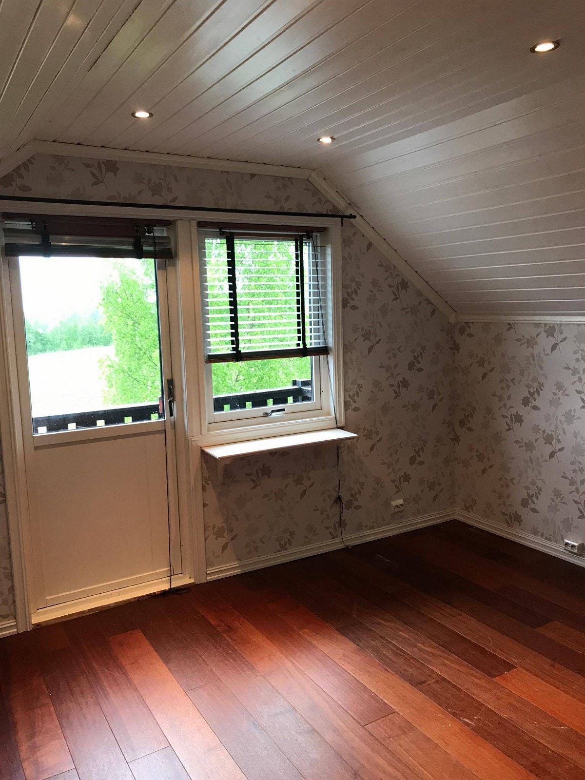 Liten stue med veranda ut 2. etg. Galleribilde