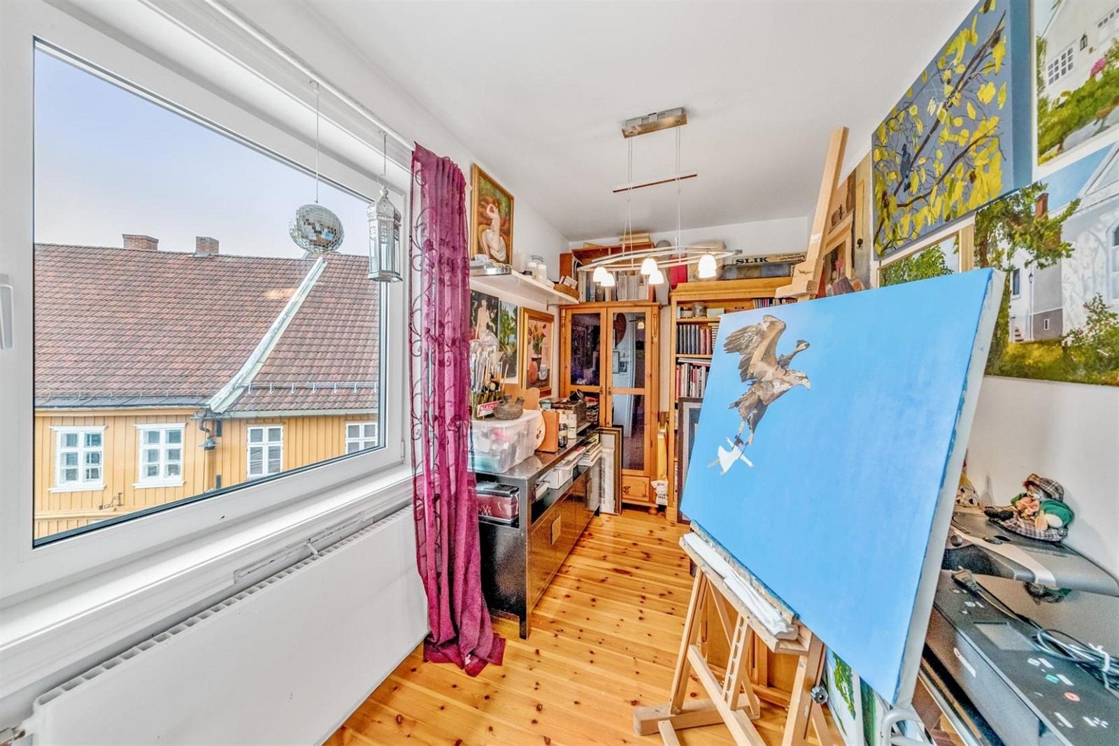 Soverom nr. 3 kan benyttes som soverom eller for eksempel et atelier. Galleribilde