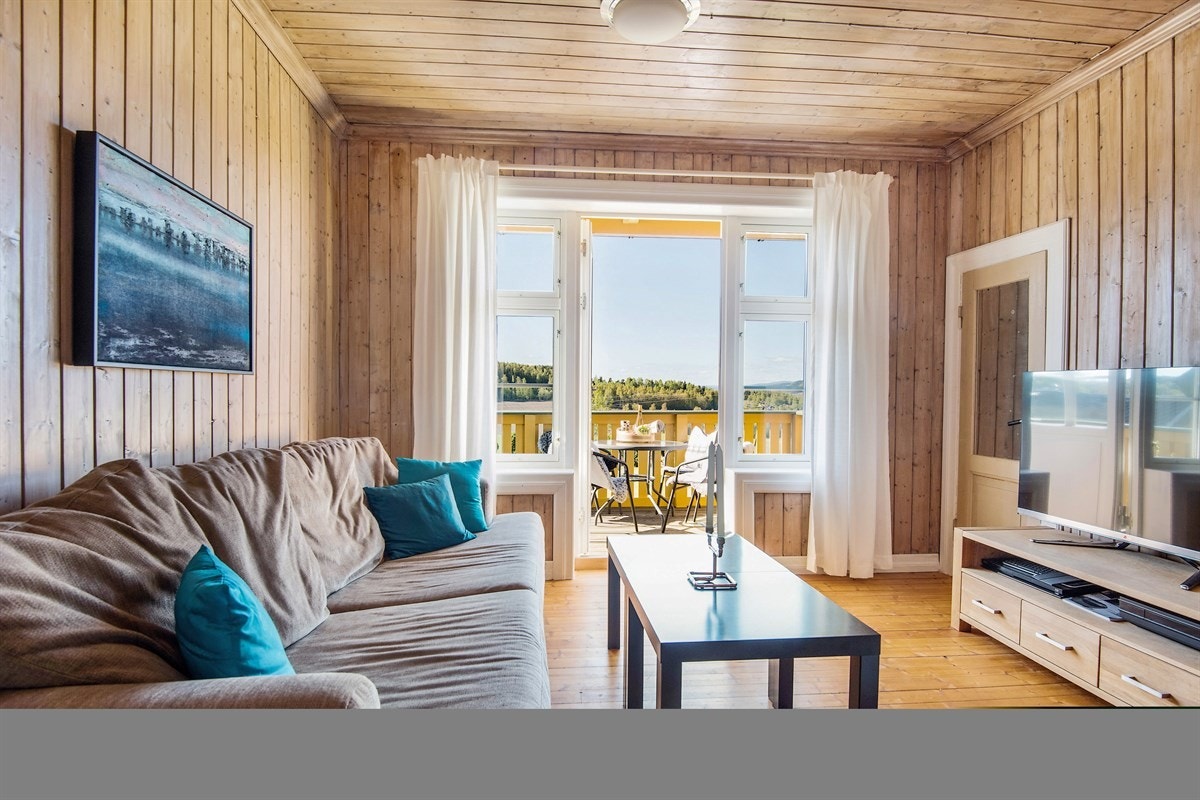 Stue i 2.etg som kan brukes som soverom Galleribilde