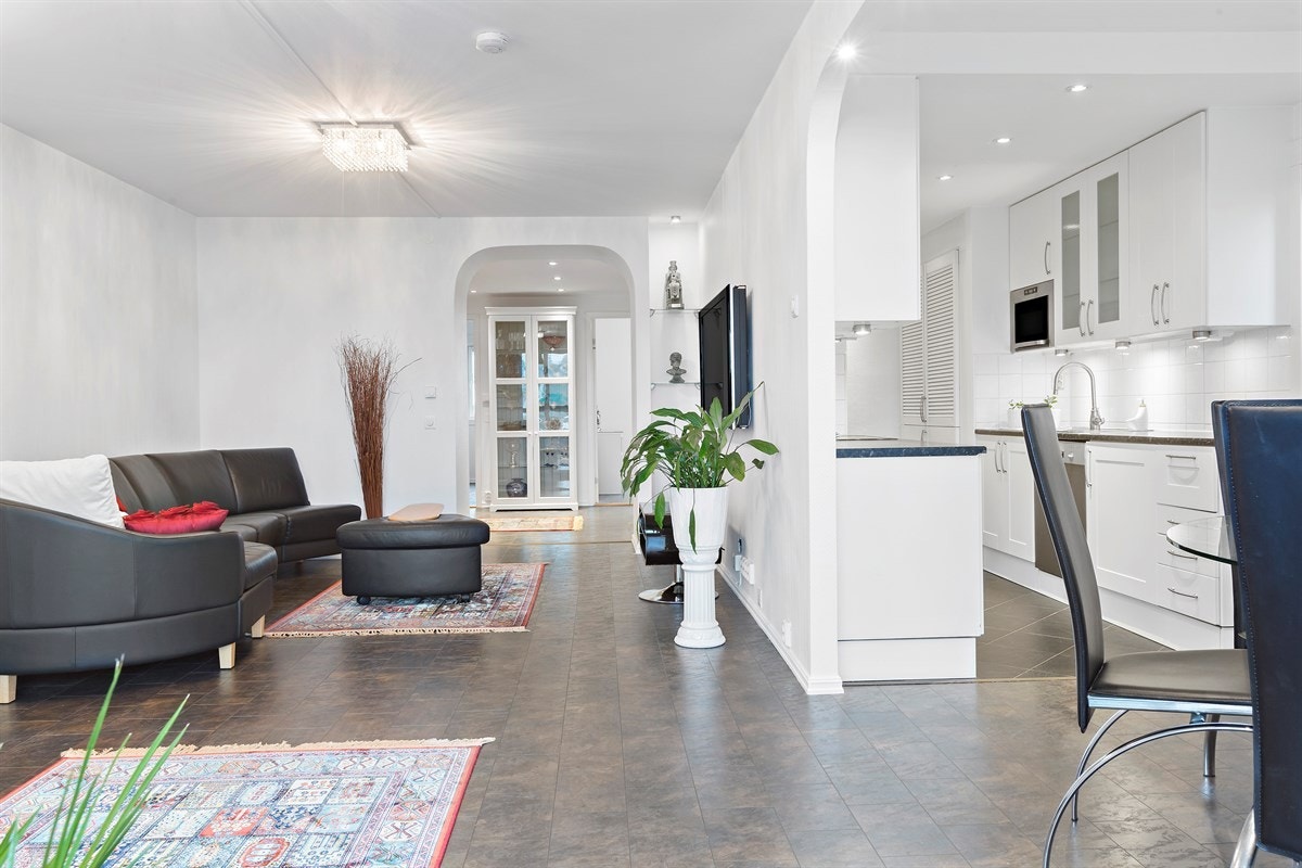 Her bor du i et attraktivt, rolig og barnevennlig område på Røa/Hovseter Galleribilde