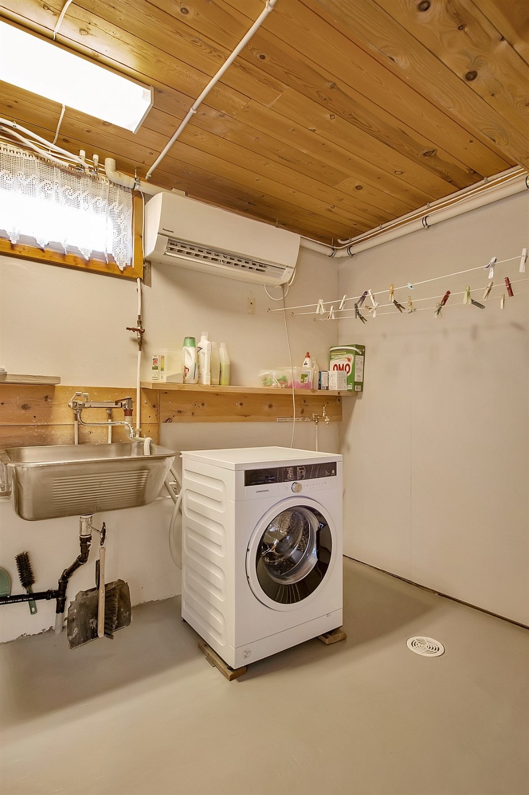 Vaskerom Galleribilde