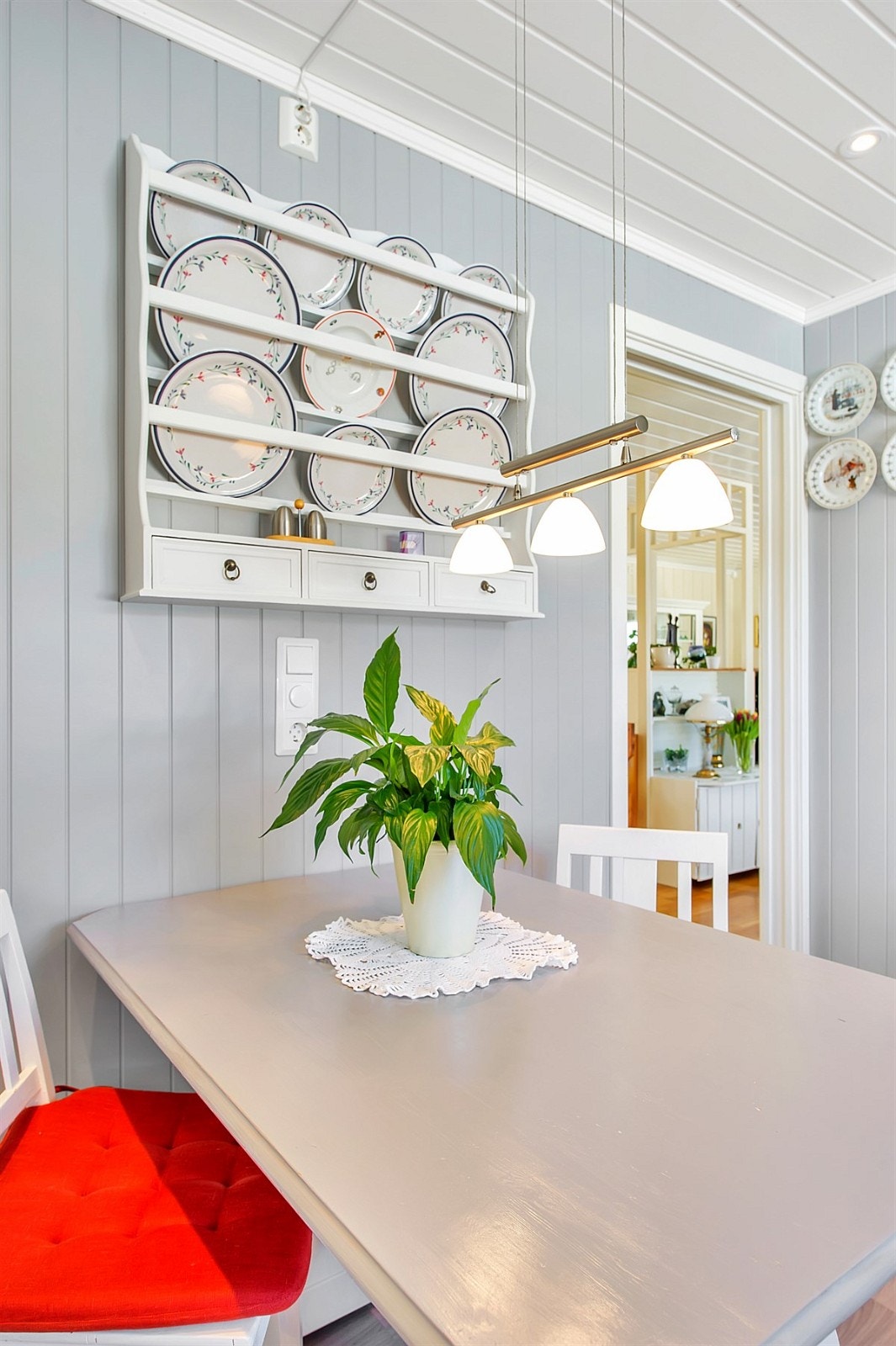 Hyggelig spiseplass på kjøkkenet Galleribilde