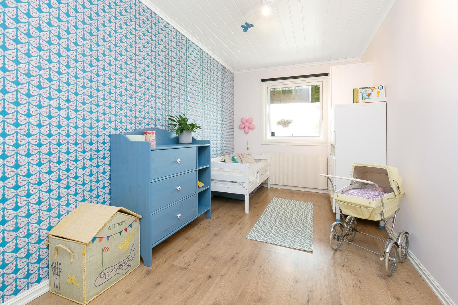 Soverom nr 2 har også en meget romslig utforming. Blir i dag brukt som barnerom Galleribilde