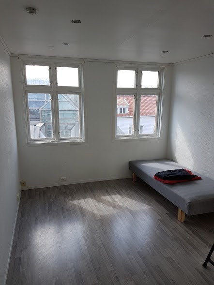 ROM 5 UTLEID Galleribilde