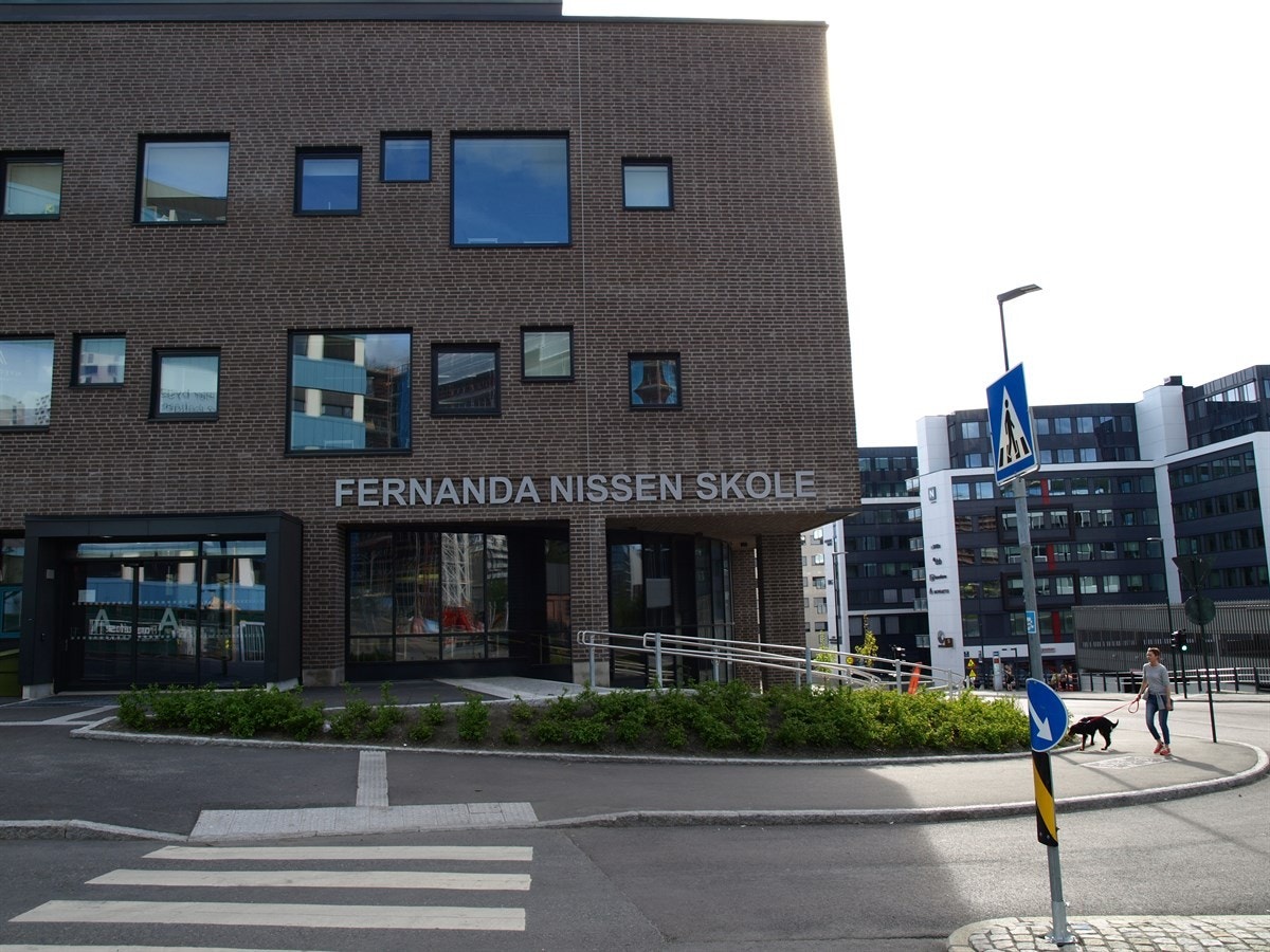 Kort vei til Fernanda Nissen barneskole (1-7 trinn). Galleribilde