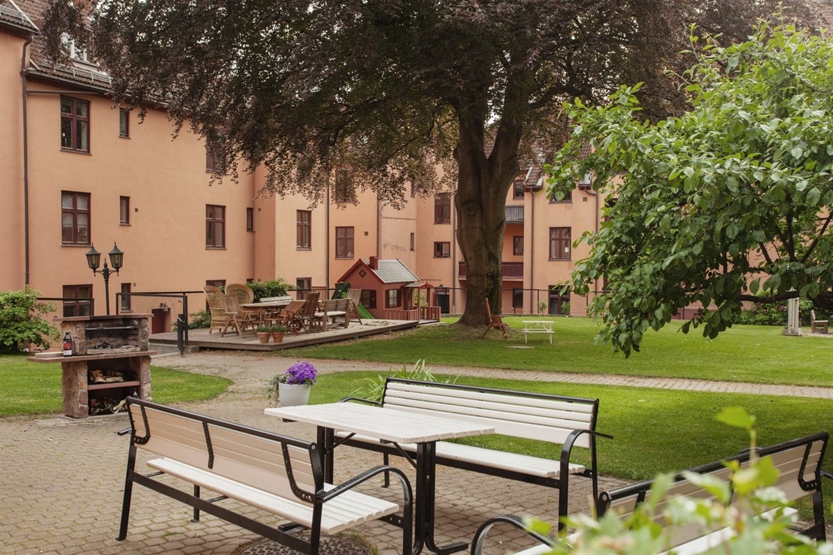 Gårdsrom Galleribilde