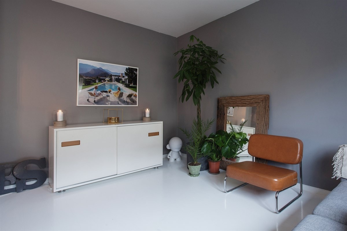 Alle overflater er malt i lune og tidsriktige toner Galleribilde