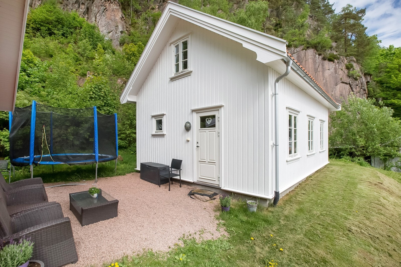 Uthus/ "sløydsal". Galleribilde