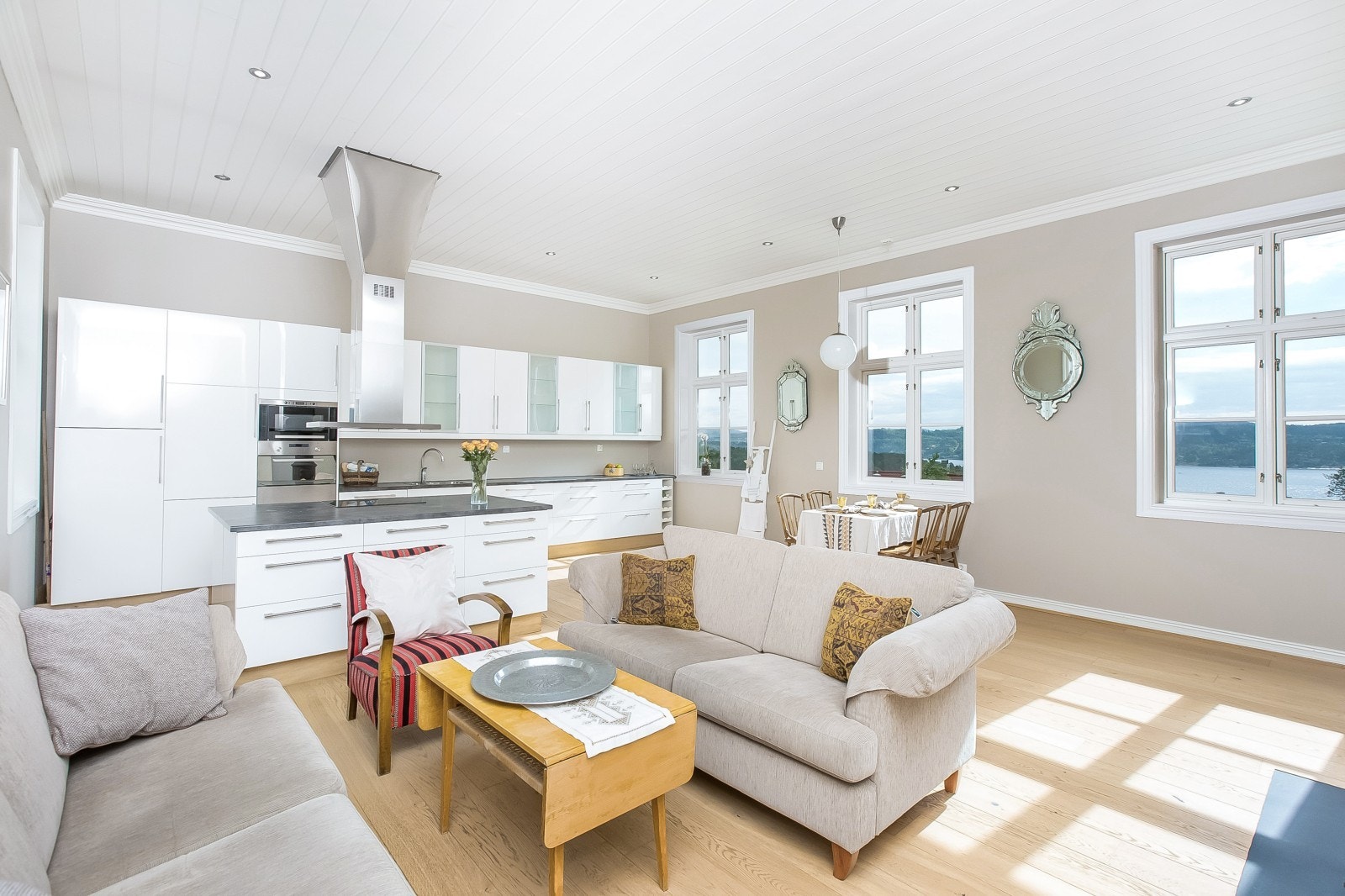 Fra uthuset Galleribilde