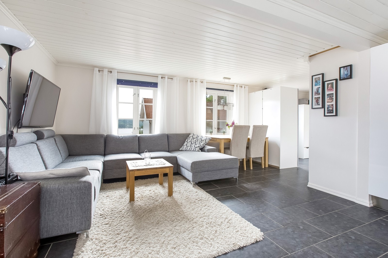 Stue i uthuset Galleribilde