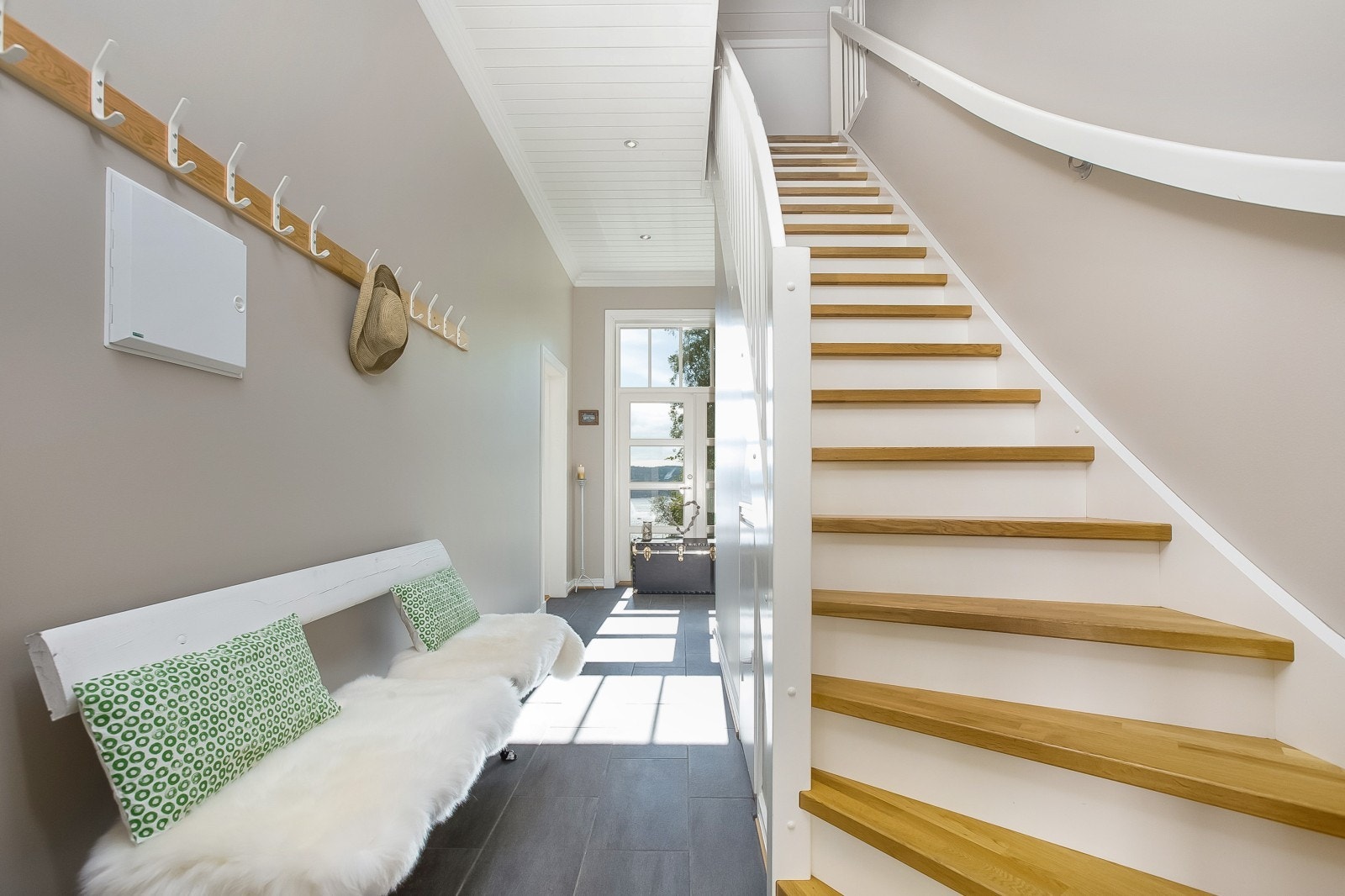 Trappehall Galleribilde