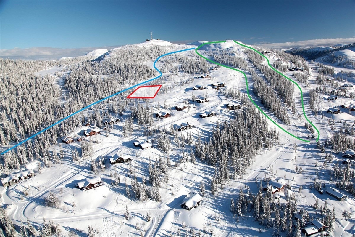 Flyfoto med eiendommen inntegnet Galleribilde