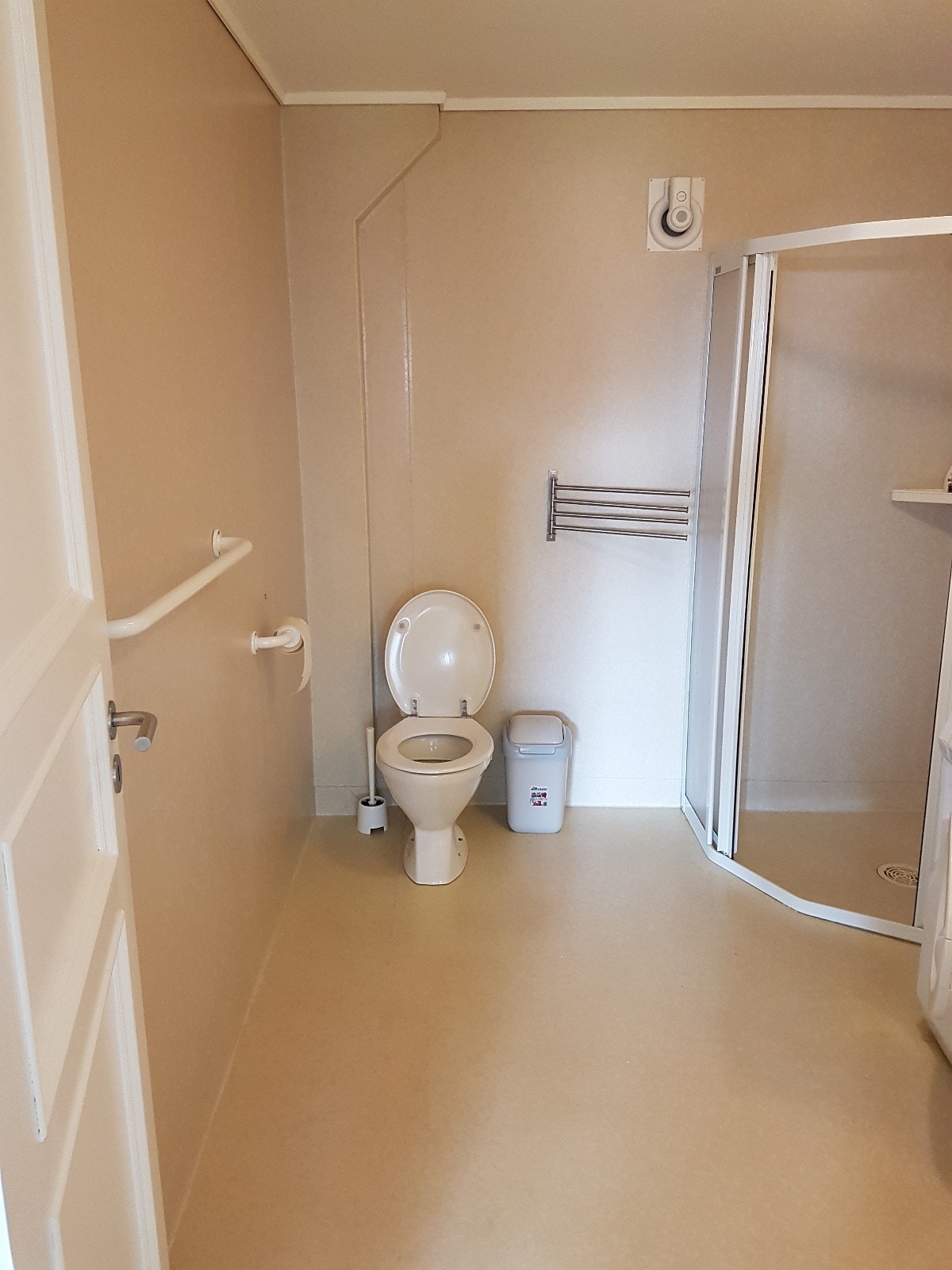 Toalett og dusj Galleribilde