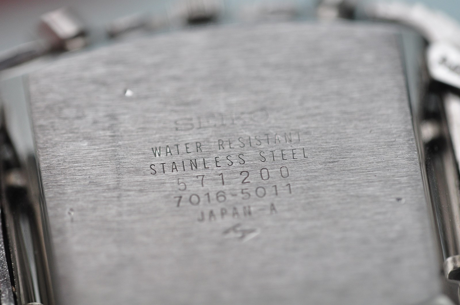 36_731359887.jpg