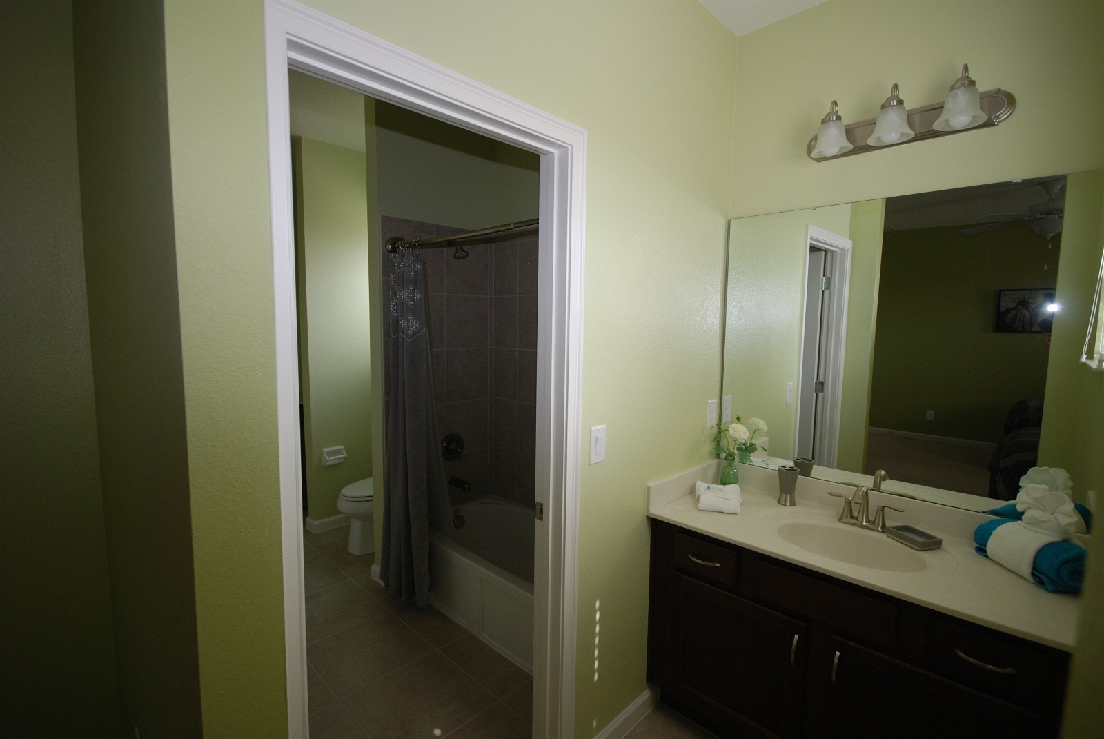 Bad med badekar/dusj til Twin Galleribilde