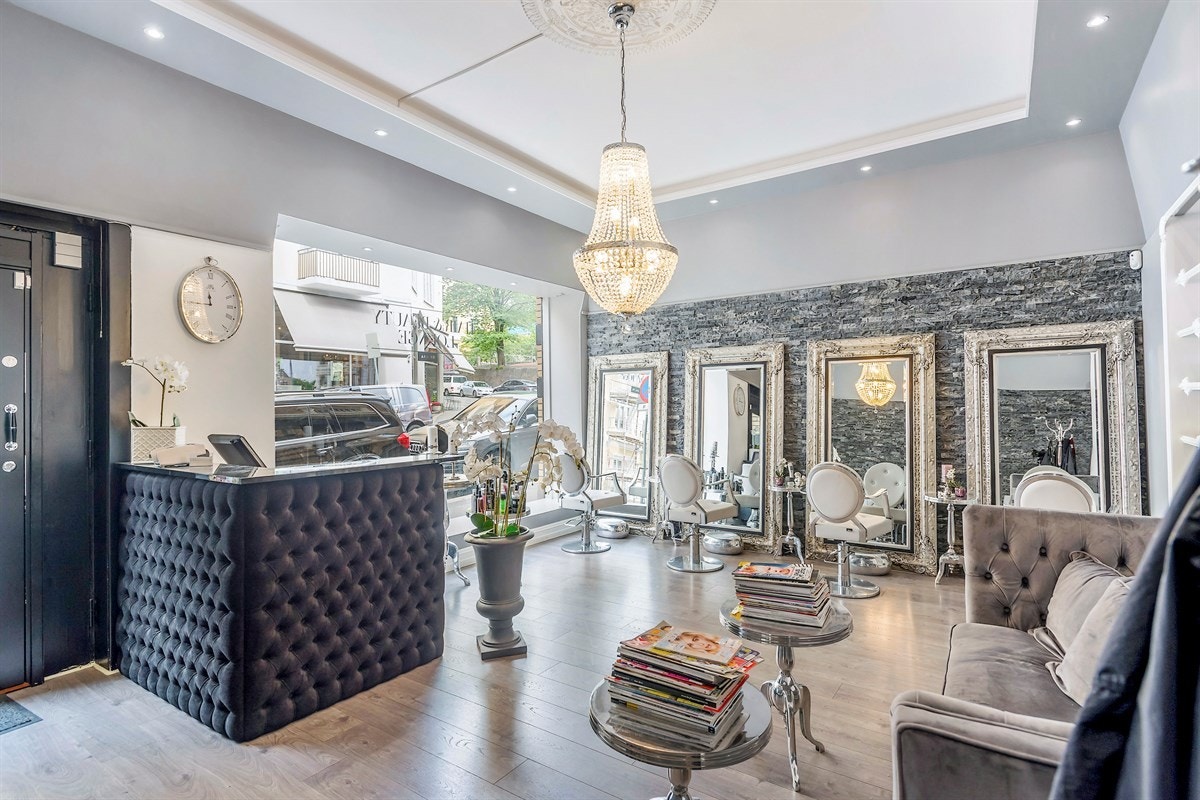 Hair & Beauty Lounge Galleribilde