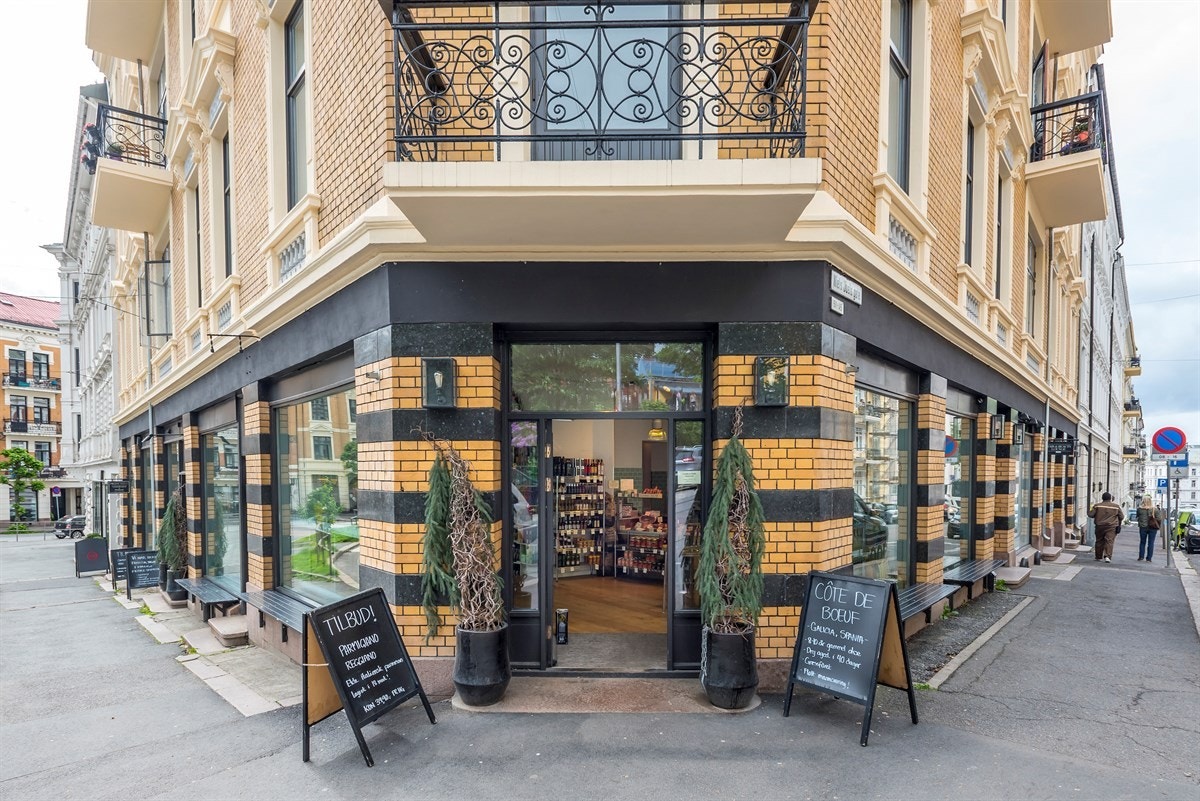 Næringslokaler i 1. etasje. Galleribilde