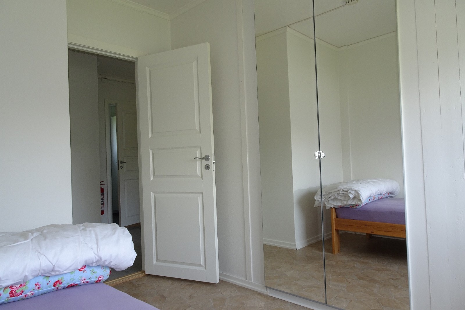 Lite soverom Galleribilde