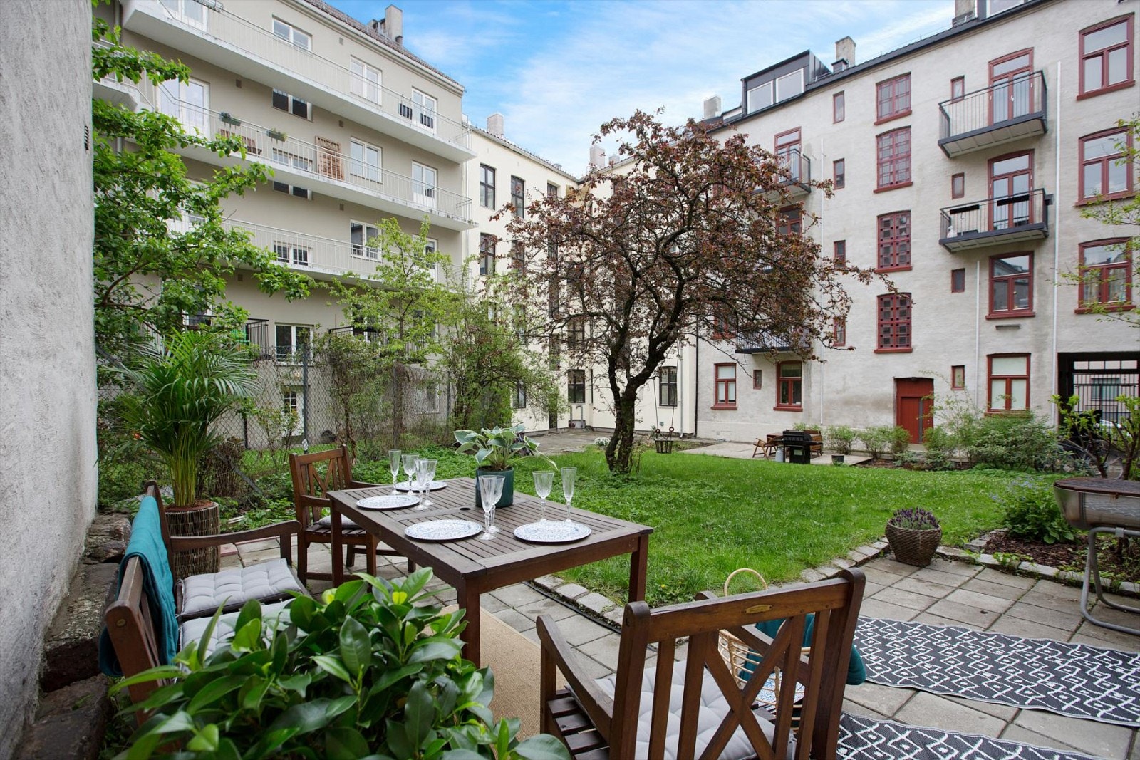 - Bakhage - Galleribilde