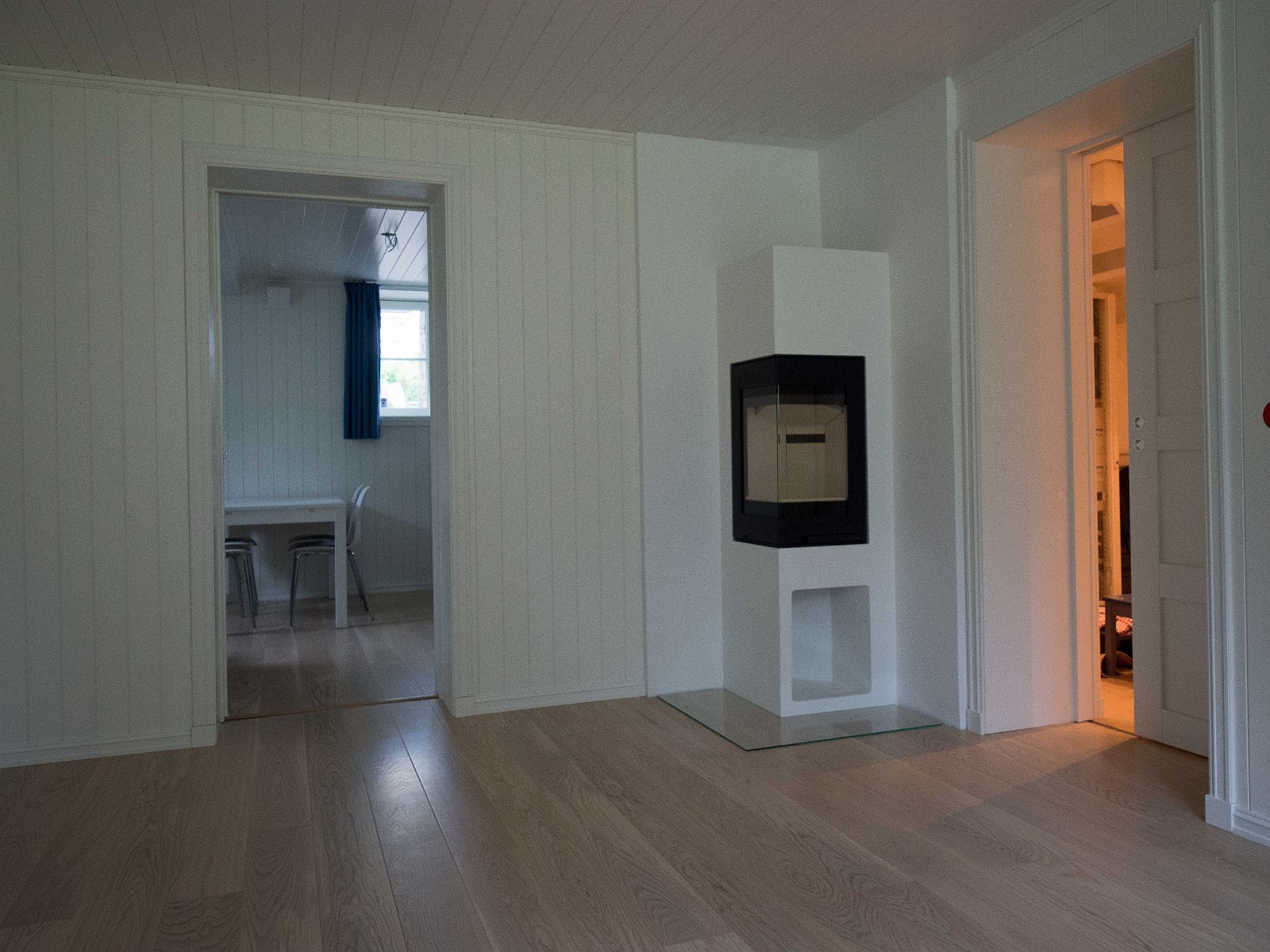 Peis i stuen Galleribilde