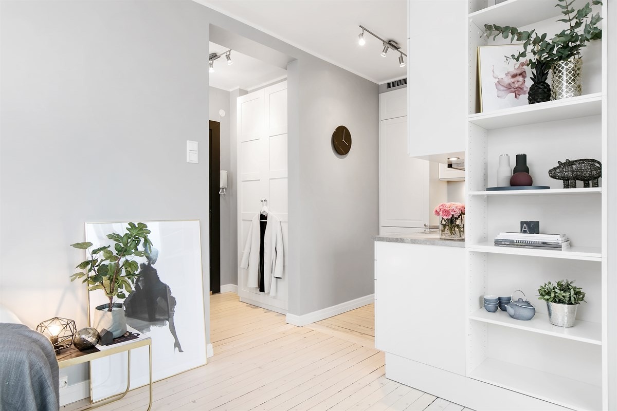 Fra stuen mot åpen kjøkkenløsning Galleribilde