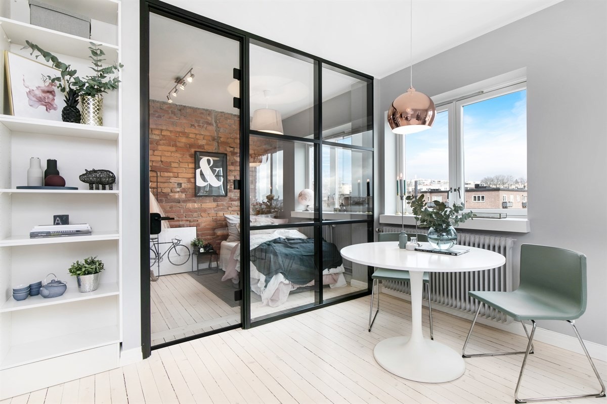 Glassdøren er lyddempende Galleribilde