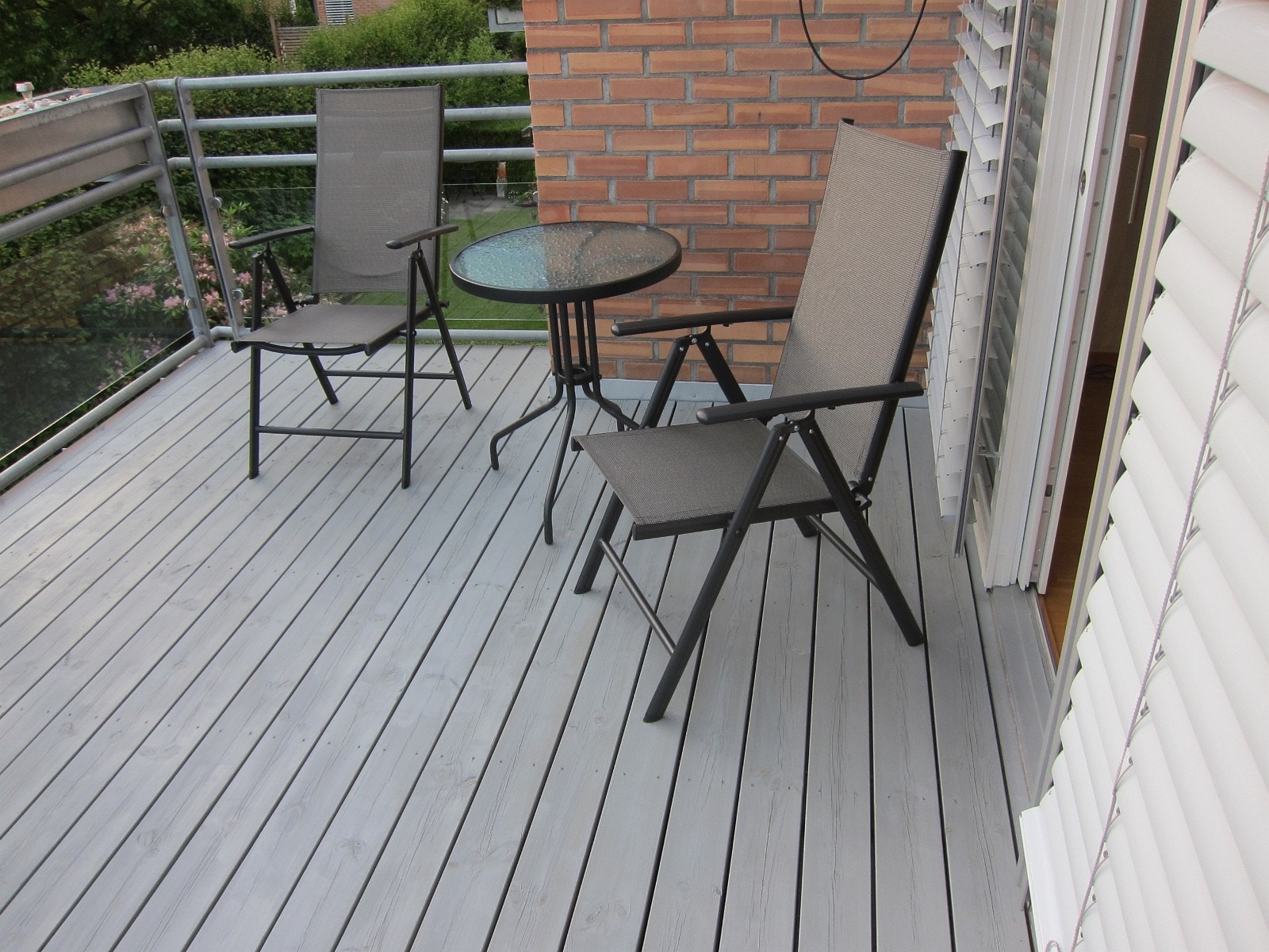 Stor, solrik balkong Galleribilde