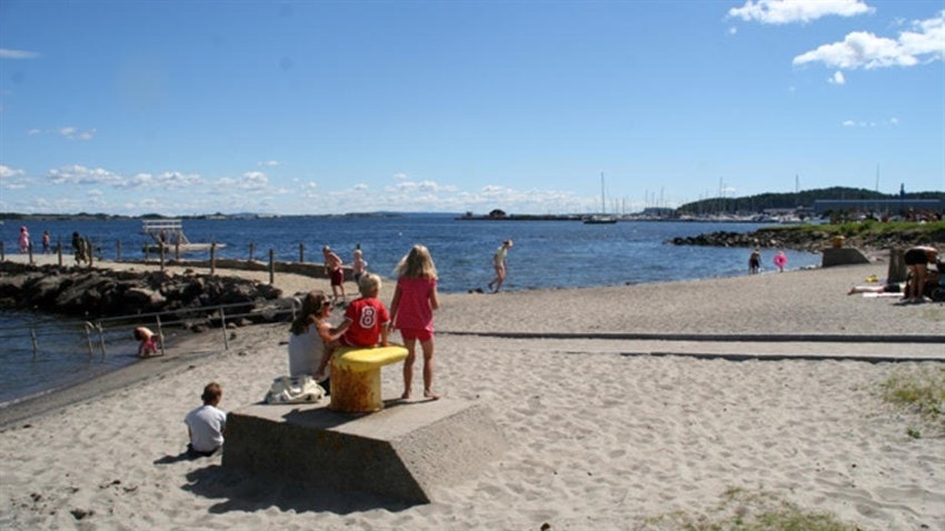 Dulpen badestrand. Galleribilde