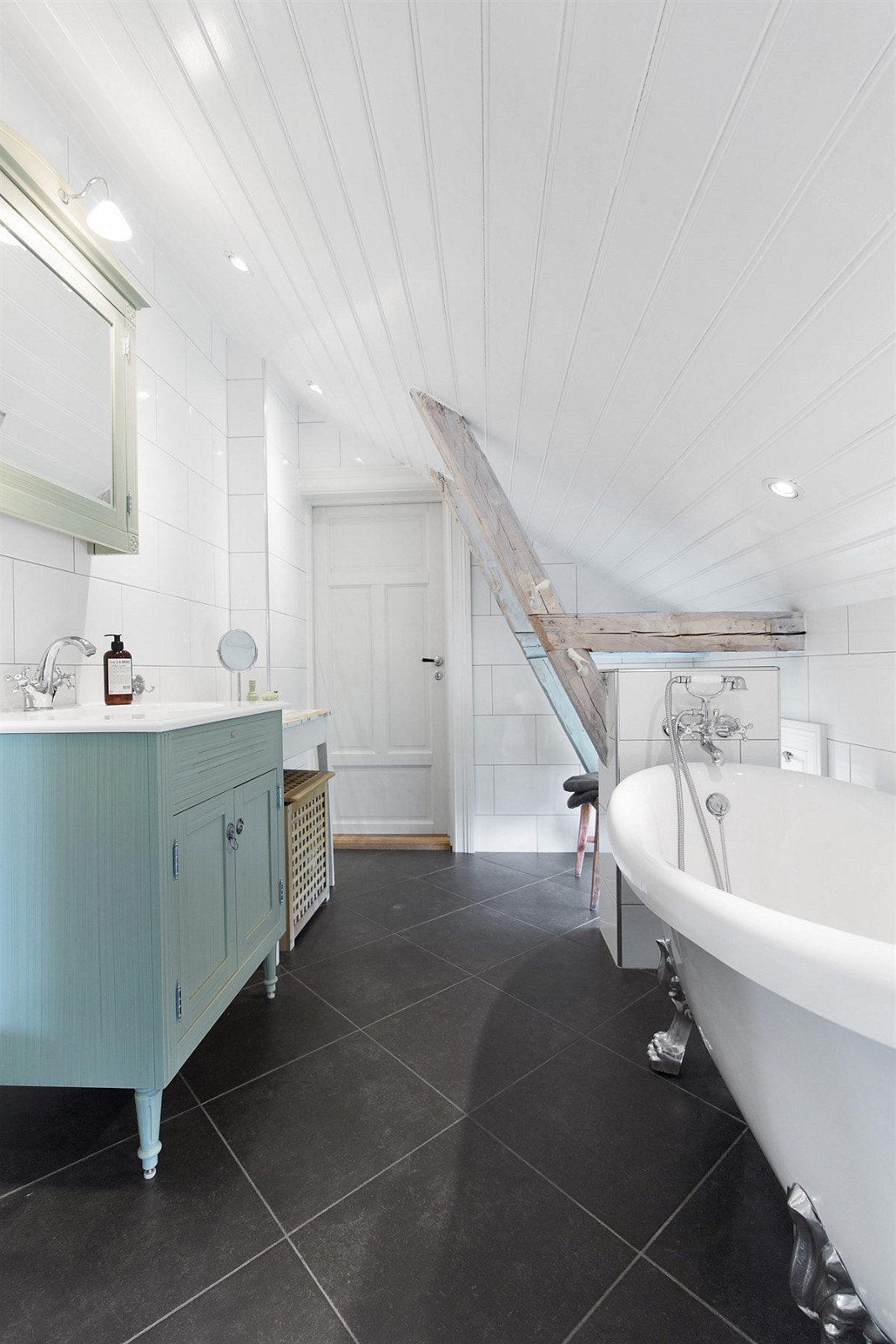 De originale trebjelkene er beholdt. Galleribilde