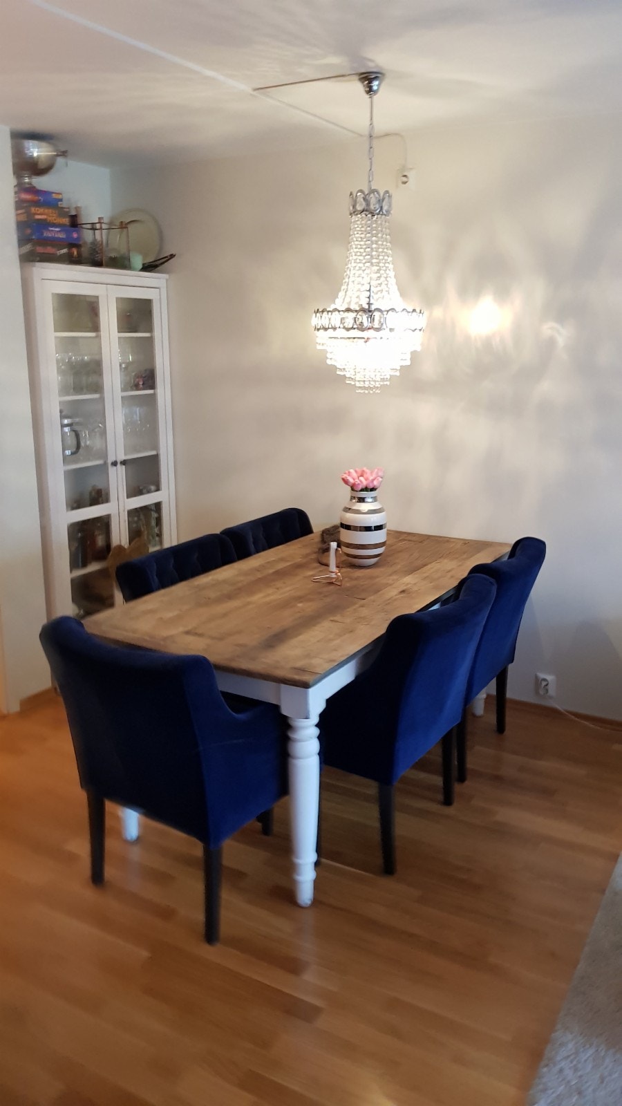 Spiseplass stue Galleribilde