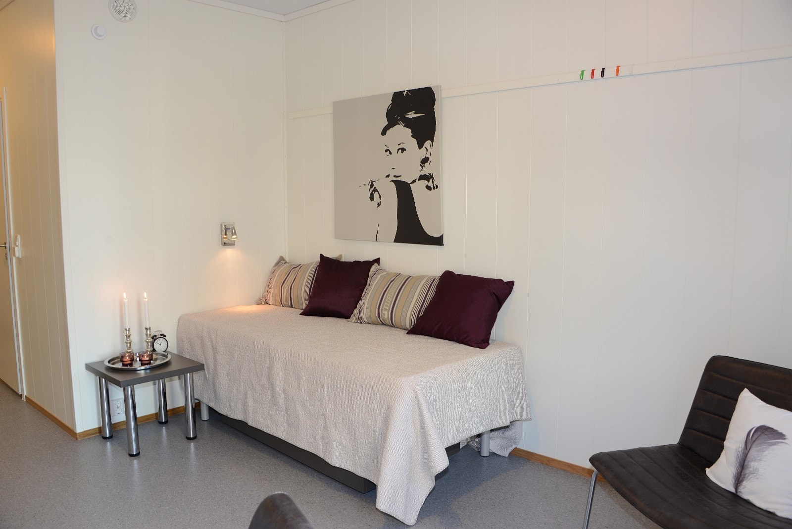 Hybel med eget bad - kjøkken i kollektiv Galleribilde