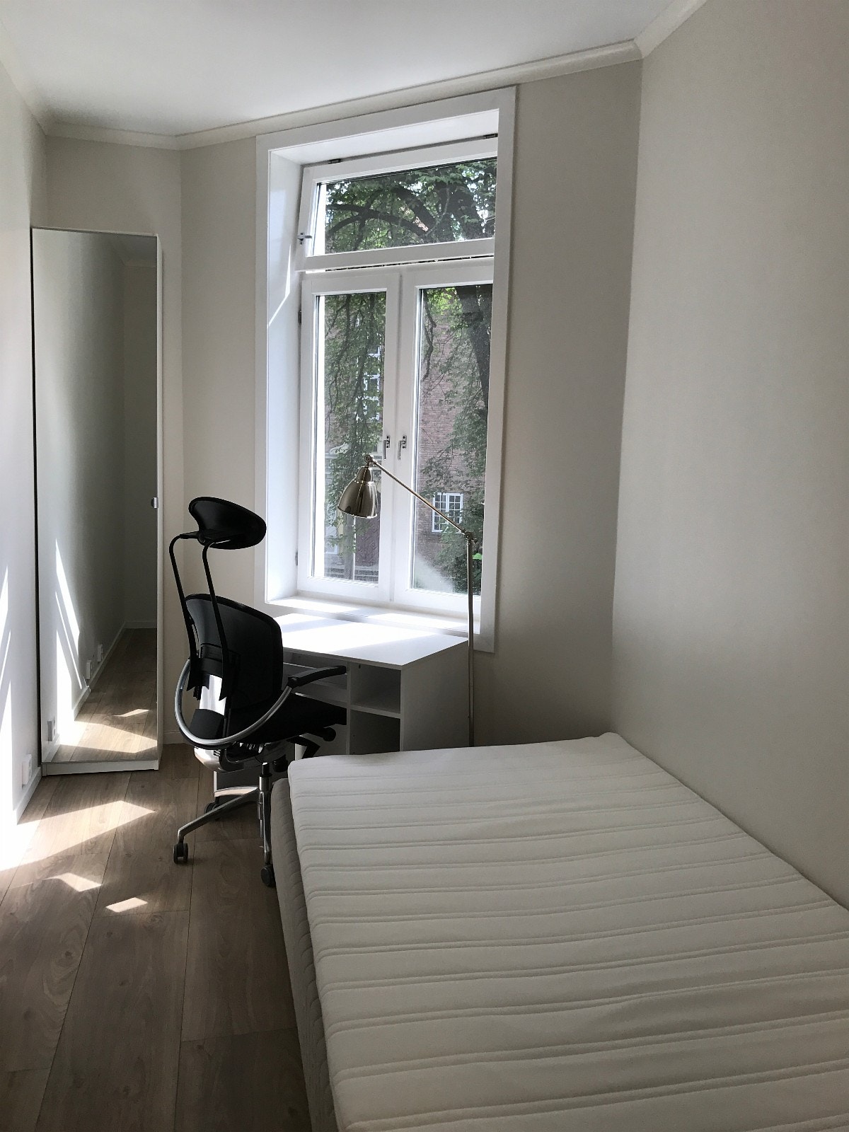 Rom #3, ca 9 m2 Galleribilde