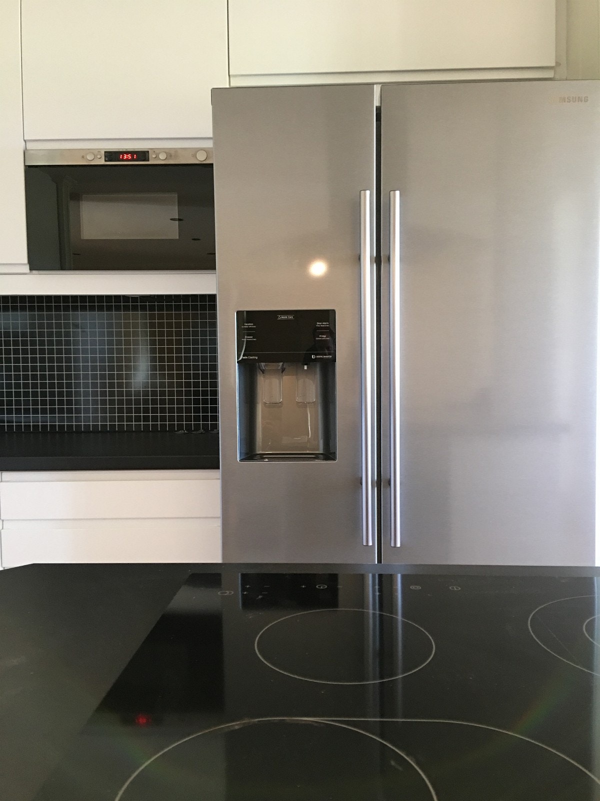 Stort kjøleskap Galleribilde