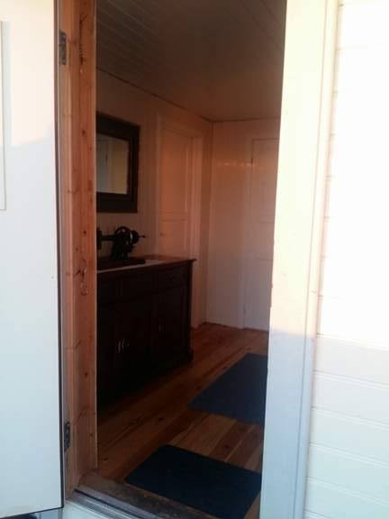 Inngang til Hytten Galleribilde