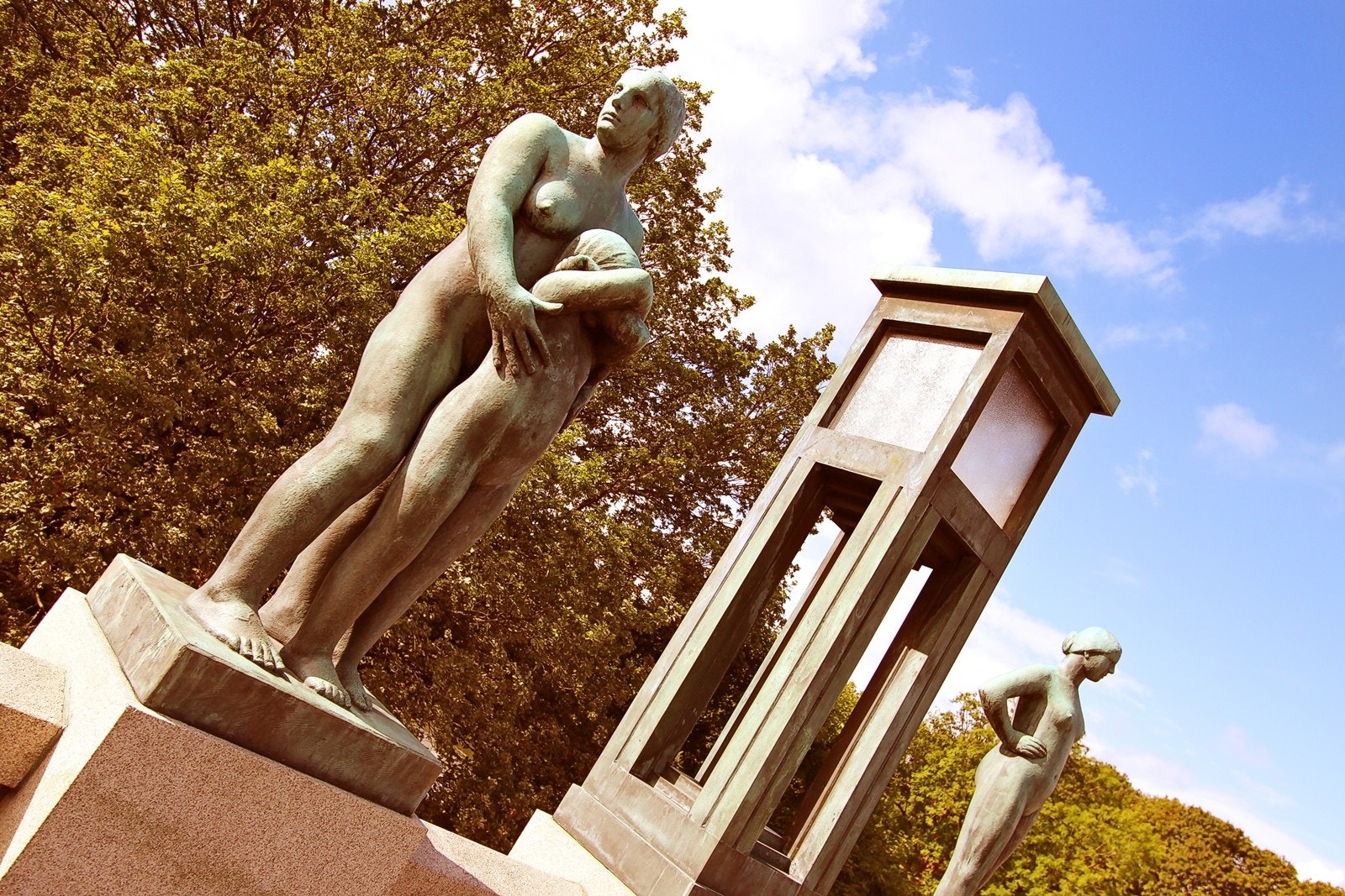 Nærområde - Monumentbroen Galleribilde