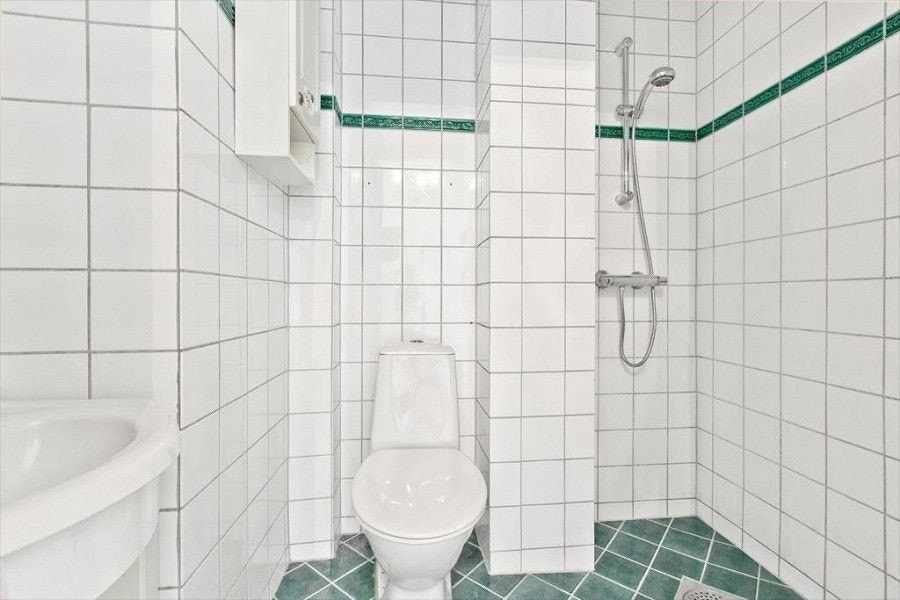 Flislagt bad Galleribilde