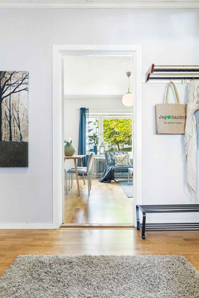 Med en gjennomgående planløsning får man et fint lys igjennom hele leiligheten. Galleribilde