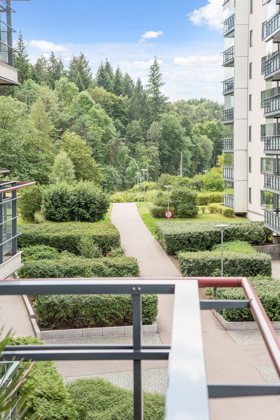 Utsikt fra balkong. Galleribilde