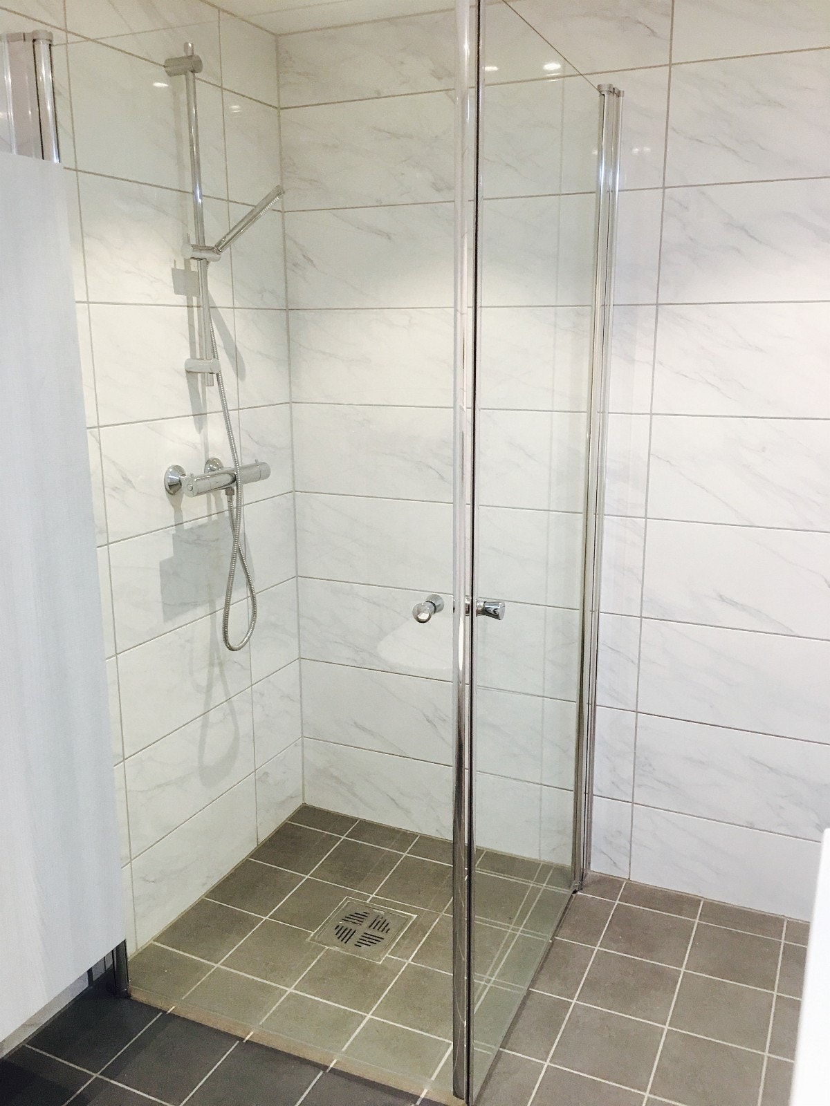 Stor og ny dusj Galleribilde