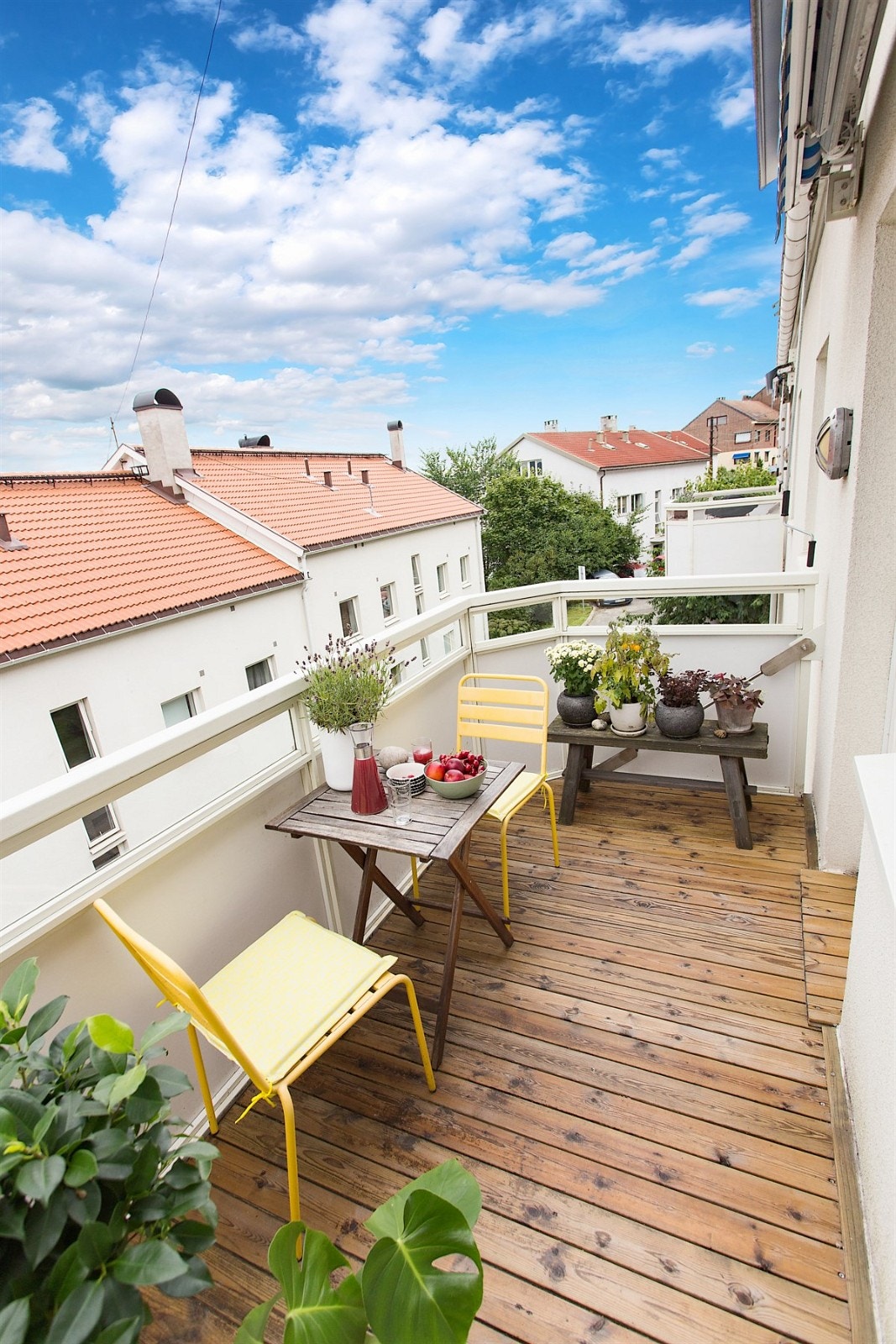 Du har plass til både balkongmøbler og grill. Galleribilde