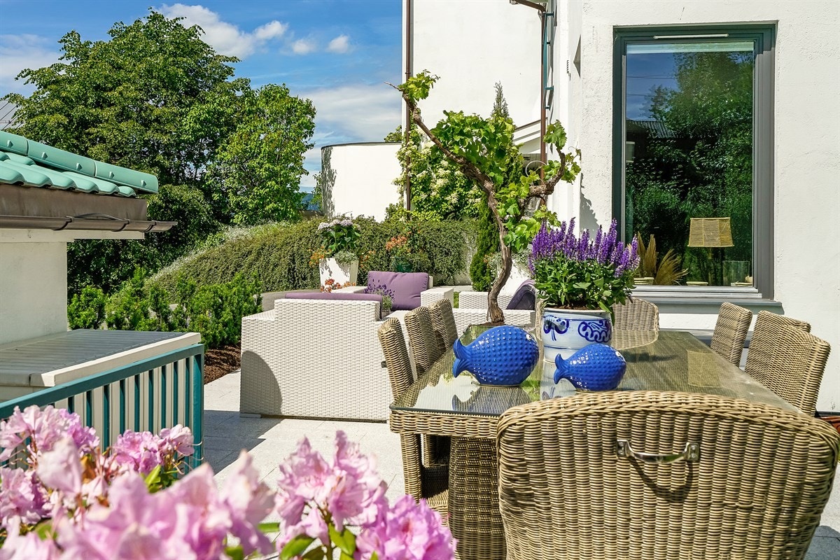 Terrasse hage Galleribilde