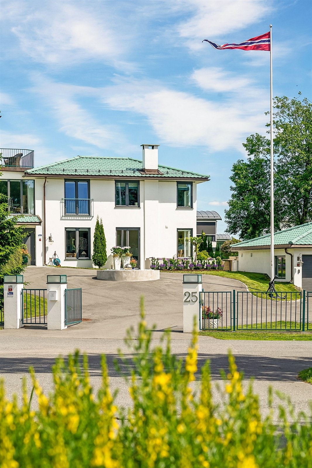 Fasade front Galleribilde