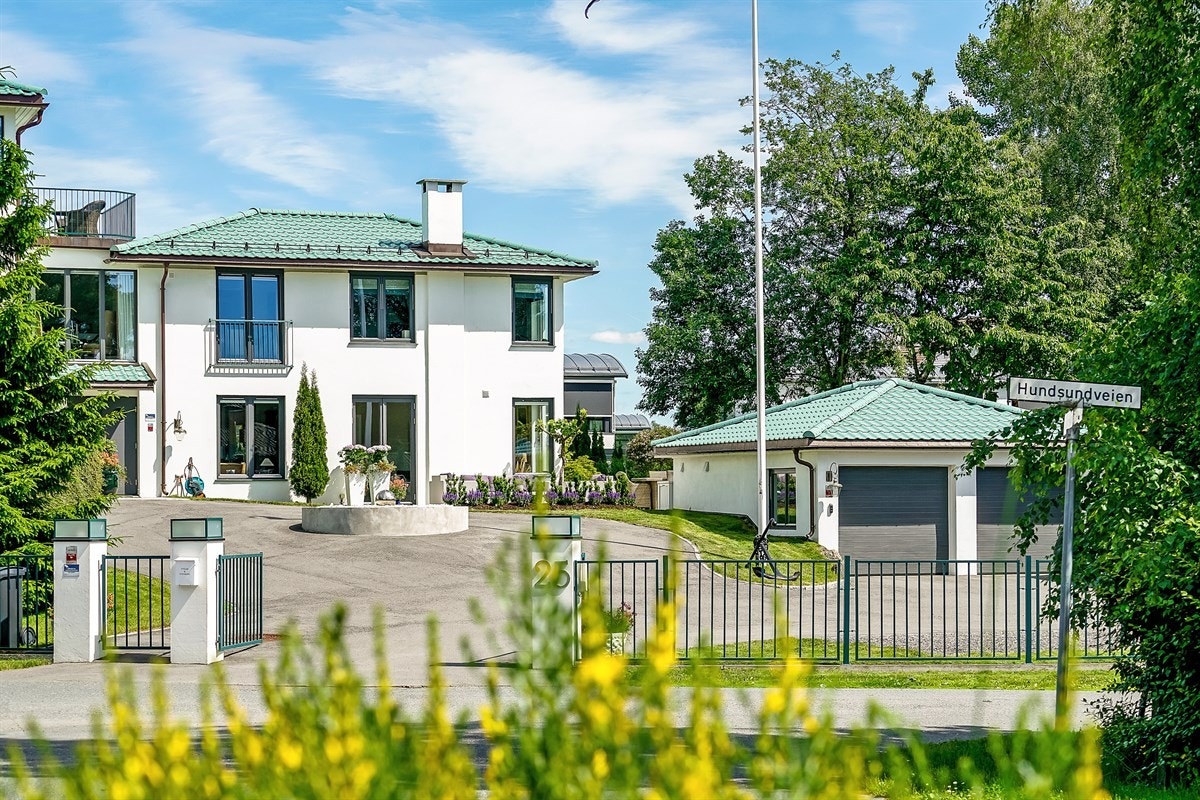 Fasade front Galleribilde